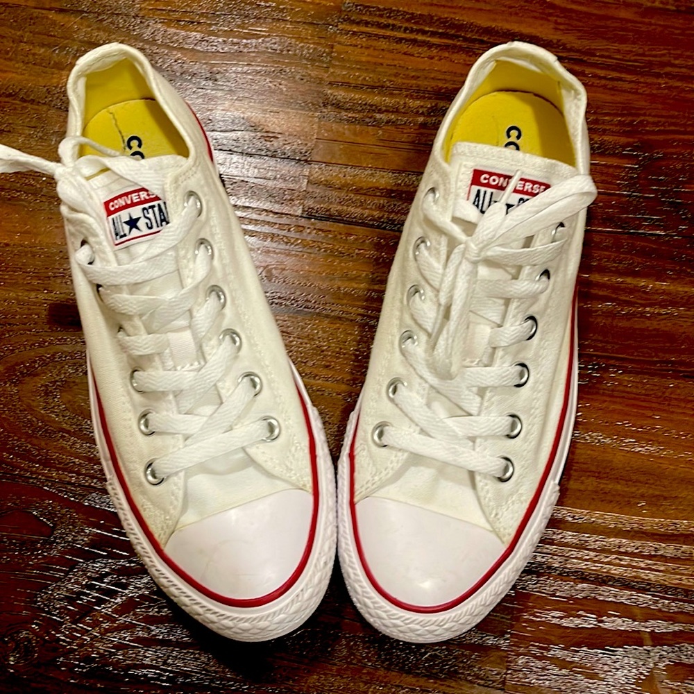 Converse All Stars (men’s 8)